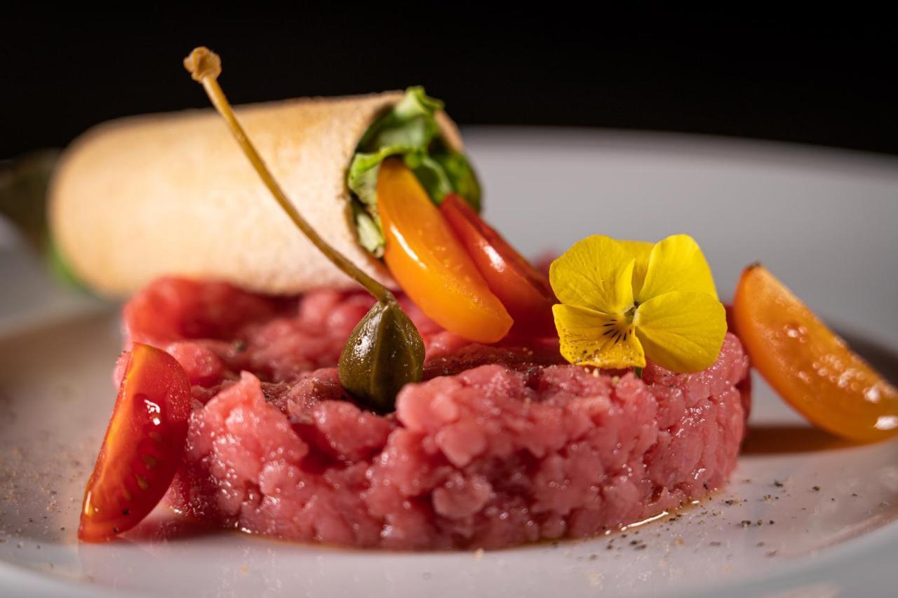 Locanda La Posta Cavour Екстериор снимка