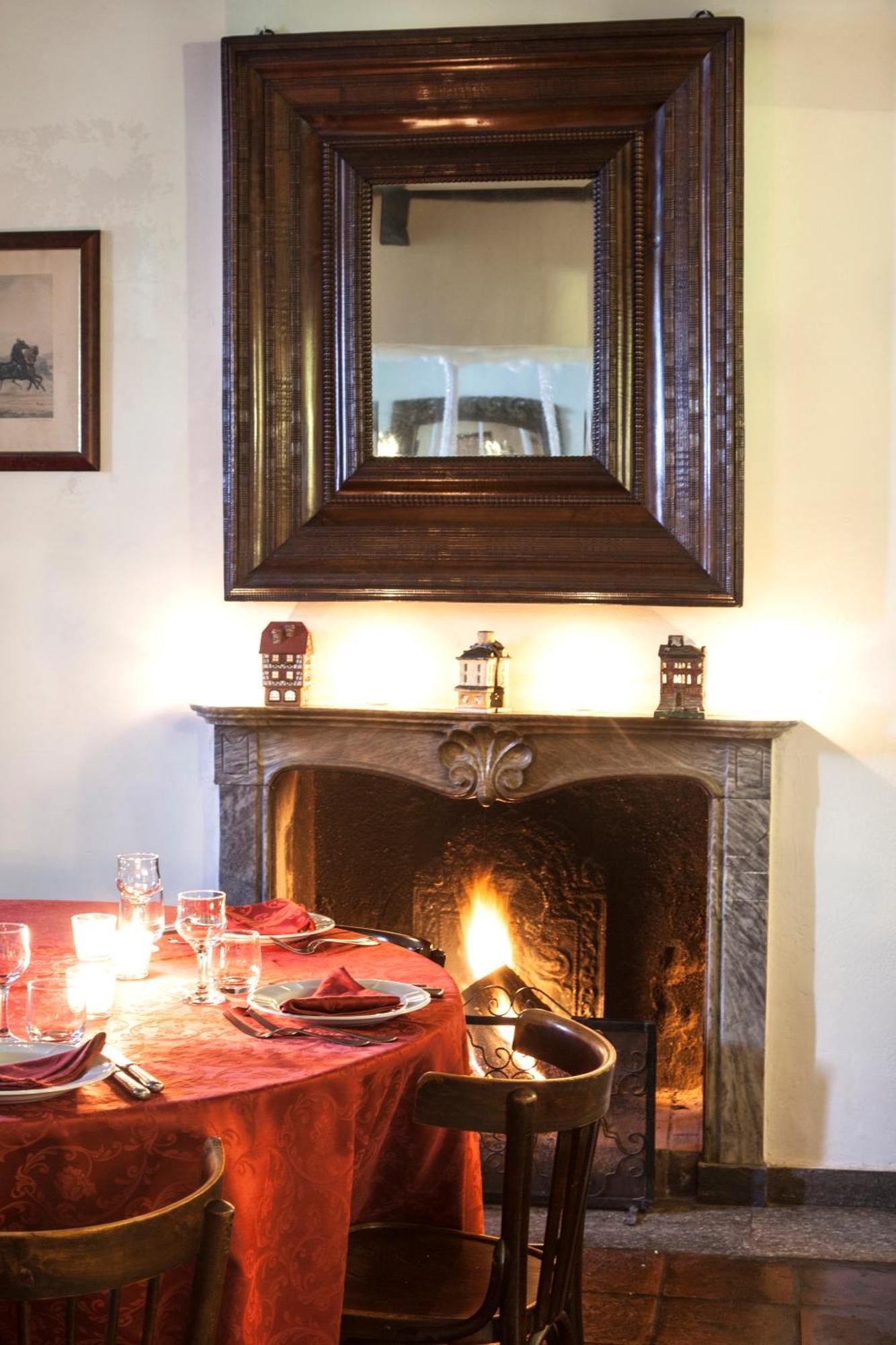Locanda La Posta Cavour Екстериор снимка